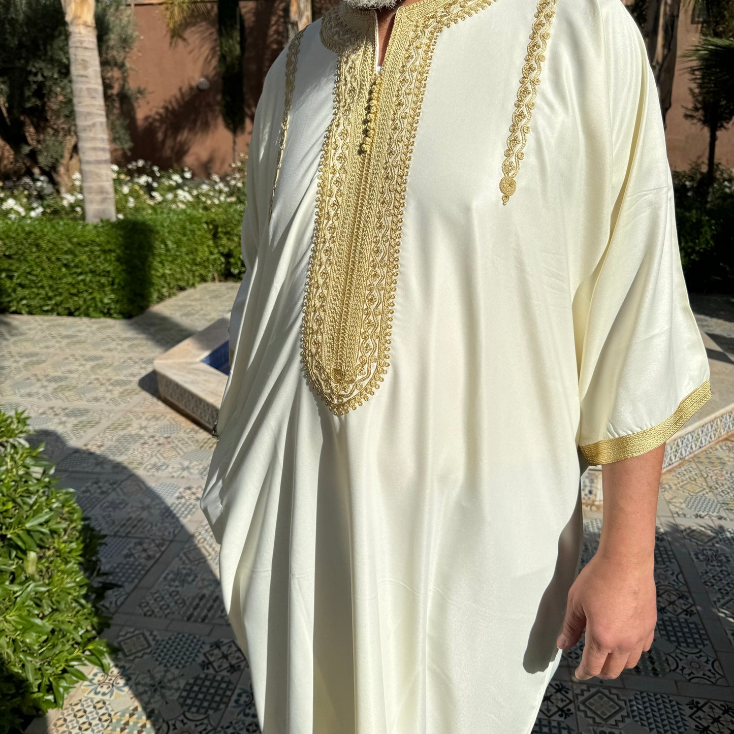 Contrast Stitch Cream/Gold Moroccan Thobe